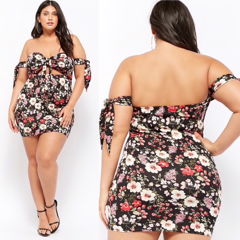 Nwot Plus size floral cutout of the shoulder dress